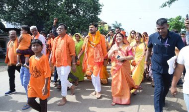 सोमनाथ मंदिर में विधायक अनुज व कांवड़ियों ने किया जलाभिषेक तपती धूप में अनुज व 2000 कांवड़ियों ने शिव भक्ति में लीन आस्था और विश्वास की यात्रा पूरी किया