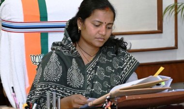 जब रास्ते में मिला घायल, तो कैबिनेट मंत्री लक्ष्मी राजवाड़े ने रोक दिया काफिला, खुद की गाड़ी से भिजवाया अस्पताल