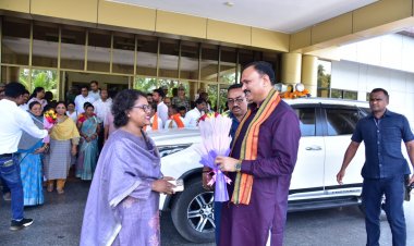 स्वास्थ्य मंत्री श्याम बिहारी जायसवाल के कोंडागांव पहुंचने पर हुआ आत्मीय स्वागत