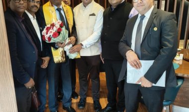 चार्टर्ड अकाउंटेंट्स की आईसीएआई रायपुर शाखा के प्रतिनिधिमंडल ने पंजाब एंड सिंध बैंक के एमडी और सीईओ  स्वरूप कुमार साहा से की मुलाकात