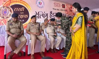 महिलाओं ने जवानों की कलाई में बांधी प्रेम की डोर, कहा- जब आप जागते हैं, तभी हम चैन से सो पाते हैं…