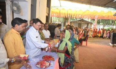 कोरबा में मंत्री  लखन लाल देवांगन को 10 हज़ार से अधिक बहनों ने बाँधी स्नेह की डोर