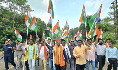 भानपुरी मंडल में आयोजित तिरंगा यात्रा में शामिल हुए वनमंत्री केदार कश्यप 