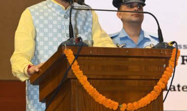 डिजिटल तकनीक का उपयोग करें लेकिन उस पर निर्भरता से बचें - राज्यपाल श्री डेका