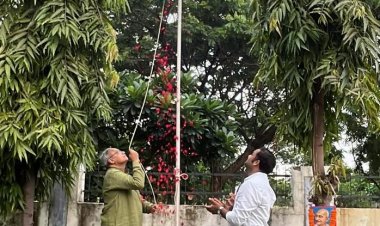 खाद्य आयोग के अध्यक्ष  संदीप शर्मा ने किया ध्वजारोहण