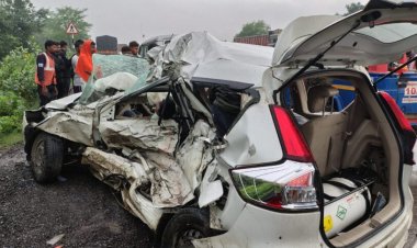 Breaking : छत्तीसगढ़ में भीषण सड़क हादसे में 6 की मौत, तेज रफ्तार कार और ट्रक में हुई जबरदस्त भिड़ंत