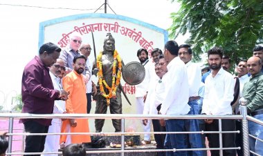 अमर शहीद वीरांगना अवंती बाई लोधी की जयंती कार्यक्रम में पहुंचे आरंग विधायक गुरु खुशवंत साहेब जी