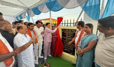 उद्योग मंत्री  लखनलाल देवांगन ने स्लम बस्तियों को दी सर्वसुविधायुक्त उद्यान की सौगात