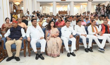 राजभवन में शपथ ग्रहण समारोह सम्पन्न- राज्यपाल श्री डेका ने दिलाई तीन मंत्रियों को शपथ
