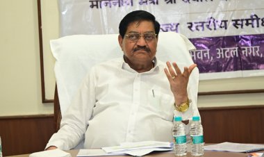 खाद्य मंत्री दयालदास बघेल ने ली विभागीय समीक्षा बैठक