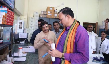 स्वास्थ्य मंत्री  श्याम बिहारी जायसवाल ने प्राथमिक स्वास्थ्य केन्द्र जेवरा का किया आकस्मिक निरीक्षण