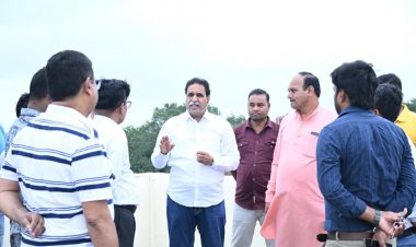 गुढ़ियारी कॉलेज निर्माण की धीमी रफ्तार पर भड़के विधायक मुणत, कार्य में तेजी लाने के दिए सख्त निर्देश