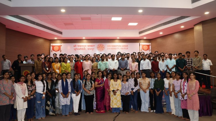 श्री रावतपुरा सरकार यूनिवर्सिटी में तीन दिवसीय दीक्षारम्भ  2025-26 का शुभारंभ..