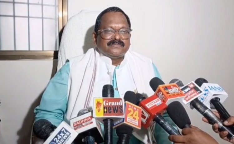 विश्व आदिवासी दिवस राजनीति की भेंट चढ़ गया : पूर्व मंत्री अमरजीत भगत