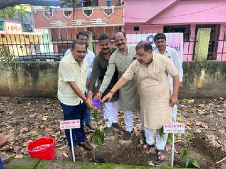 हमारा एक पौधा लगाना भी पर्यावरण को स्वच्छ कर आने वाली पीढ़ियों का भविष्य संवारने में अहम भूमिका निभाता है-विधायक  सुनील सोनी