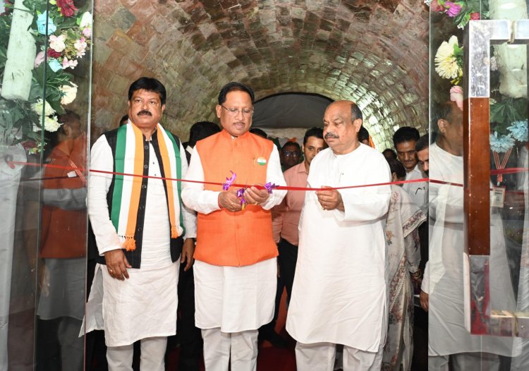 मुख्यमंत्री श्री साय ने छत्तीसगढ़ रजत महोत्सव फोटो प्रदर्शनी का किया शुभारंभ