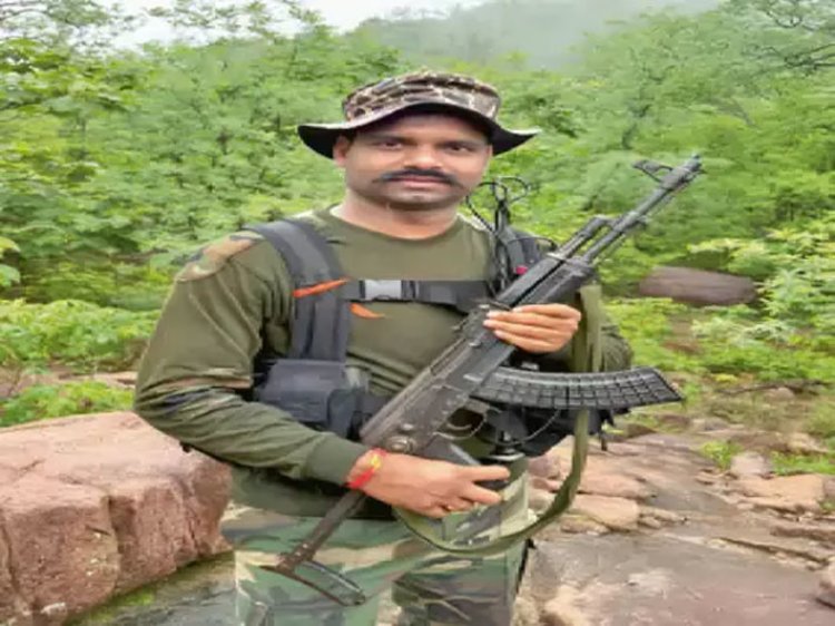 92 नक्सलियों को ढेर करने वाले जांबाज अफसर को शौर्य चक्र से राष्ट्रपति करेंगी सम्मानित