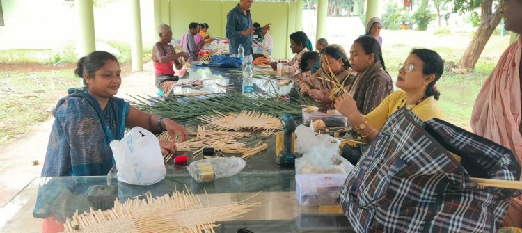 बांस शिल्पकला बनेगा कमार और बसोड परिवारों के आर्थिक सशक्तिकरण का जरिया