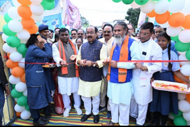 उप मुख्यमंत्री  अरूण साव ने किया ग्राम कोरर में मावा मोदोल लाइब्रेरी का शुभारंभ