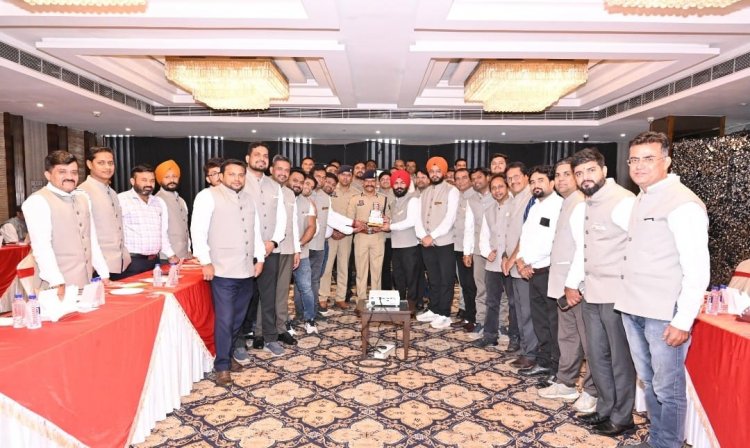 युवा कैट बिज़नेस मीट उत्साह के साथ संपन्न , एसएसपी लाल उमेद सिंह और एएसपी प्रशांत शुक्ला की गरिमामयी उपस्थिति रही