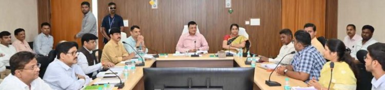  मदिरा के अवैध विक्रय और परिवहन पर नियंत्रण करना सुनिश्चित करें: आबकारी मंत्री श्री देवांगन