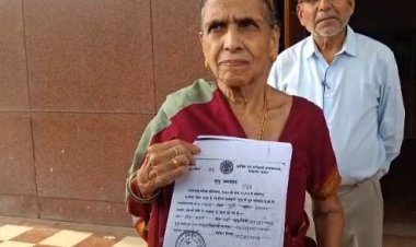 बहू की शर्मनाक करतूत, जीवित सास का बनवाया मृत्यु प्रमाण-पत्र, वजह जान हैरान हुए लोग