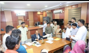 तृतीय नेशनल लोक अदालत का आयोजन जिला न्यायालय रायपुर में कुल 937305 प्रकरणों का निराकरण किया गया ।