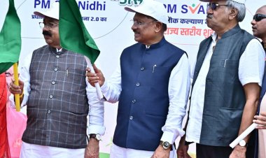 मुख्यमंत्री  विष्णुदेव साय ने प्रधानमंत्री  नरेंद्र मोदी के जन्मदिवस पर ‘स्वच्छता ही सेवा पखवाड़ा 2025’ का किया शुभारंभ
