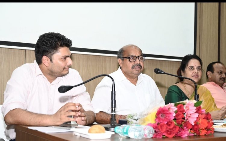 मॉर्निंग वॉक से वार्डों की निगरानी करें पार्षद, समस्याएं जड़ से खत्म होंगी – पुरंदर मिश्रा”