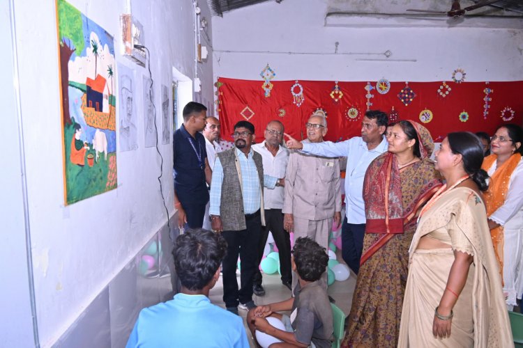  विशेष बच्चों की शिक्षा और संस्कार समाज के लिए प्रेरणास्रोत : मंत्री लक्ष्मी राजवाड़े