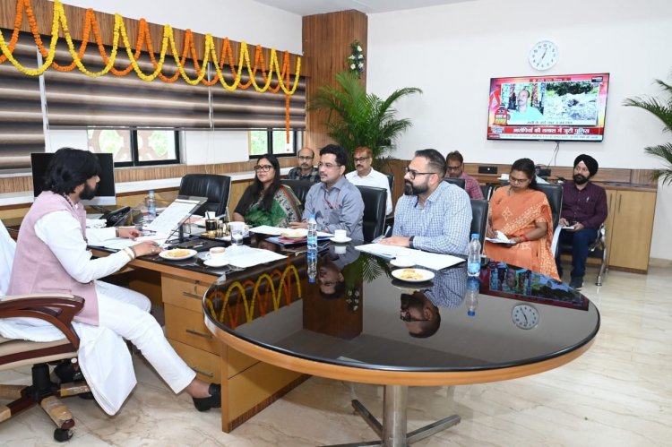 कैबिनेट मंत्री गुरु खुशवंत साहेब  ने संभाला मंत्रालय का मोर्चा, कहा– “जनता की उम्मीदों पर खरा उतरना ही मेरा संकल्प”