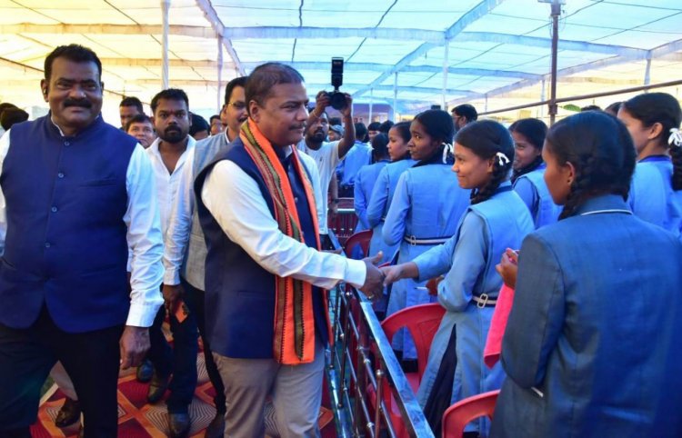 रायपुर : वनमंत्री श्री कश्यप ‘मेरा लक्ष्य मेरा अभियान’ कार्यक्रम में हुए शामिल