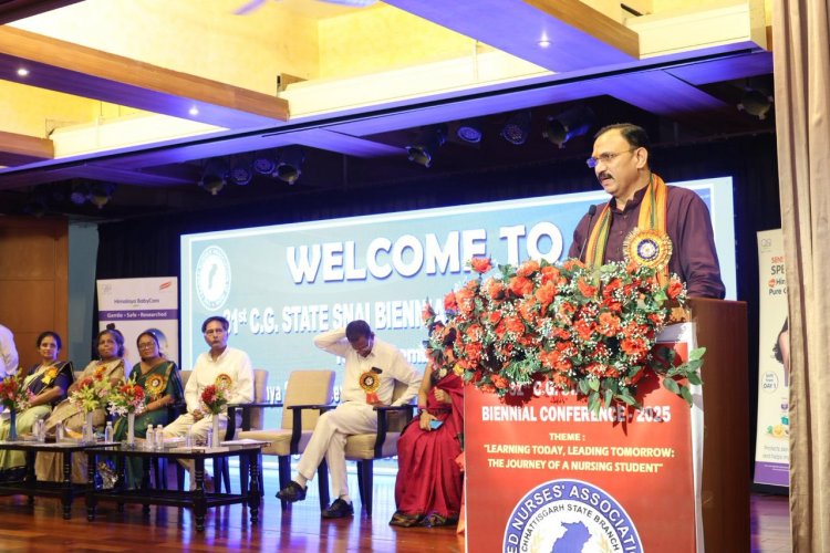 अपने जान की परवाह किए बिना काम करती हैं नर्सेस: स्वास्थ्य मंत्री  श्याम बिहारी जायसवाल