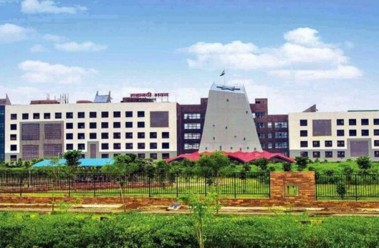 CG TRANSFER : वित्त विभाग में कई अधिकारियों के तबादले, किन्हे कहां भेजा गया, देखिए पूरी लिस्ट