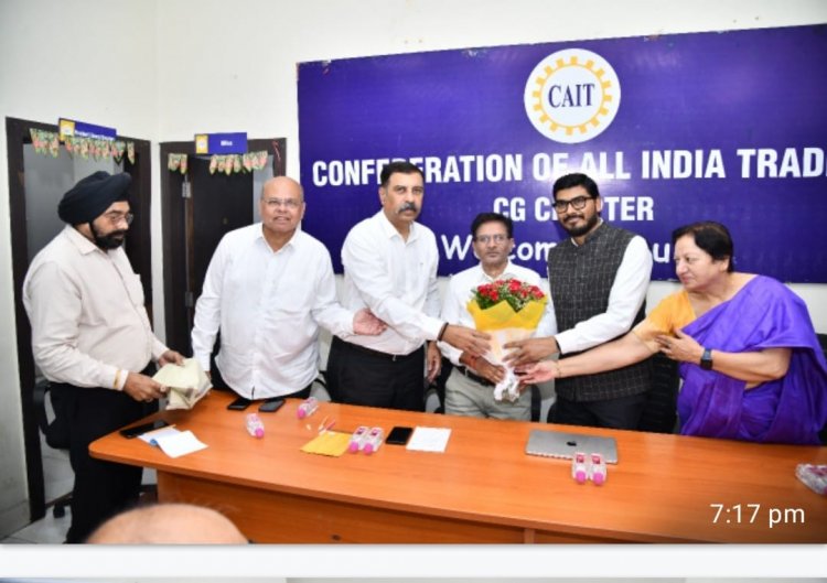 डॉ. एच. पी. सिन्हा जी, एमडी, डीएम न्यूरोलॉजिस्ट, एनएचएमएमआई ने ब्रेन स्ट्रोक के कारण, निदान एवं उपचार हेतु  व्यापारियों को महत्वपूर्ण  जानकारी दी - कैट