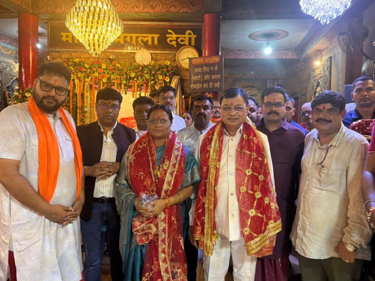 उद्योग मंत्री  लखन लाल देवांगन ने सर्वमंगला मंदिर में की पूजा अर्चना, जिले और प्रदेशवासियों के खुशहाली और समृद्धि की कामना की