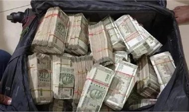 Cash Amount in house: घर में कितना कैश रखना कानूनी, जान लें इनकम टैक्स का नियम