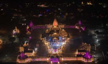 अद्भुत! अयोध्या में राम मंदिर का पहली बार दिखा दिव्य रूप — दीवाली की रौशनी में झिलमिलाया पूरा परिसर