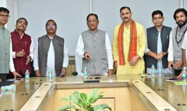 छत्तीसगढ़ रजत जयंती पर विशेष लेख :सुशासन की नई पहल: समयबद्ध छात्रवृत्ति से शिक्षा की राह हुई आसान