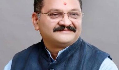 भूपेश को भाजपा सरकार की नक्सल नीति पर टिप्पणी का नैतिक अधिकार नहीं : संतोष पाण्डेय