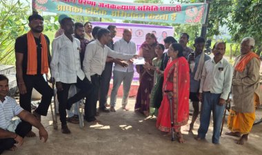 “मन की बात” कार्यक्रम का किये सामूहिक श्रवण, दिव्यांग प्रेरणा जन कल्याण समिति ने दीपावली मिलन समारोह में सुने मोदी जी की मन की बात