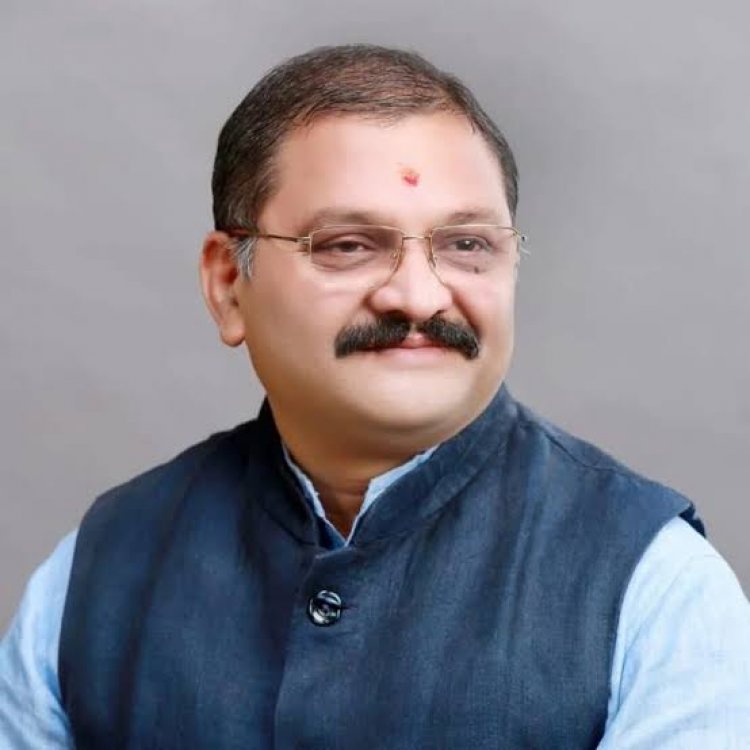 भूपेश बघेल एटीएम नहीं, अब पेटीएम बन गए हैं : संतोष पाण्डेय