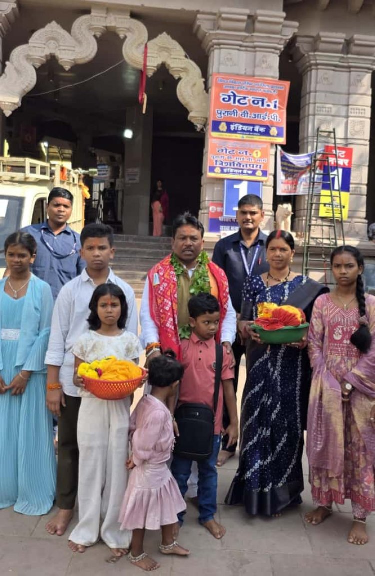 बस्तर सांसद महेश कश्यप ने परिवार के साथ मां विंध्यवासिनी के दर्शन किए