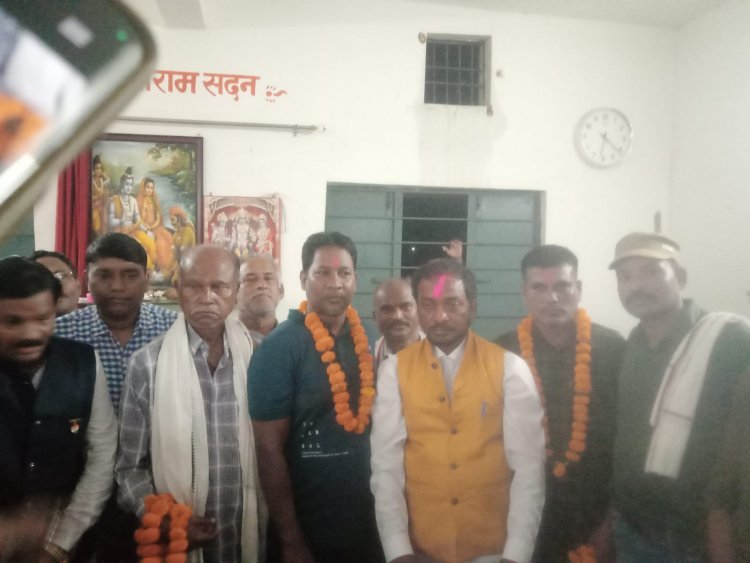 कांकेर जिला अध्यक्ष ढीमर समाज का चुनाव संपन्न अध्यक्ष श्री पुरुषोत्तम कुमार केशरवानी, सचिव श्री कृष्णा, कोषाध्यक्ष श्री जितेन्द्र पदाधिकारी बने