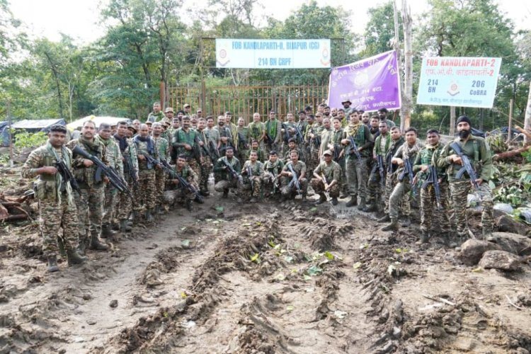 CG : नक्सल प्रभावित क्षेत्रों में खुला नया सुरक्षा कैंप, विकास की हो रही नई सुबह