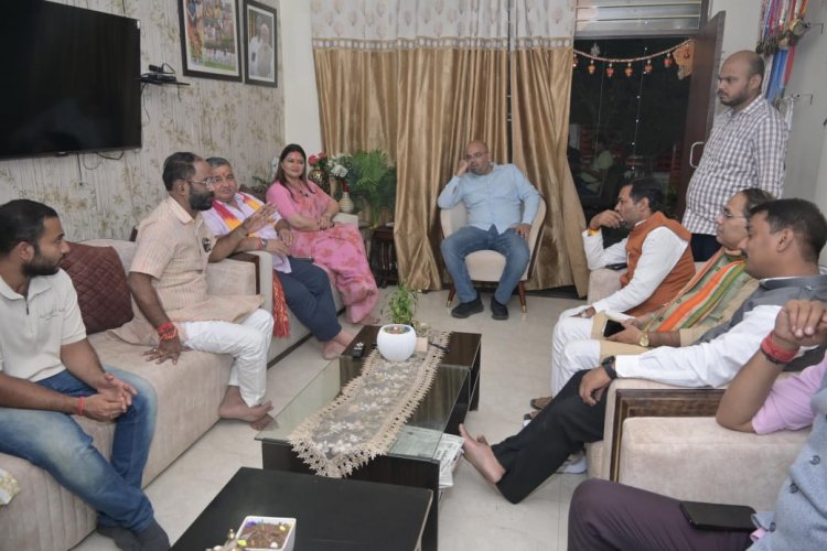 मंत्री अग्रवाल ने राष्ट्रीय मीडिया सह प्रभारी डॉ. मयूख को दी छठ महापर्व की बधाई