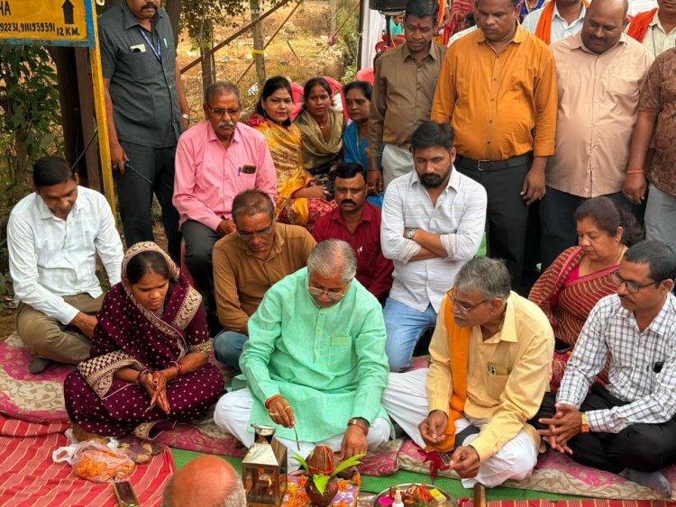 पूर्व विधानभसभा अध्यक्ष धरम लाल कौशिक ने 1129.23 लाख रु की लागत से निर्माण होने वाले सड़कों का किया भूमिपुजन