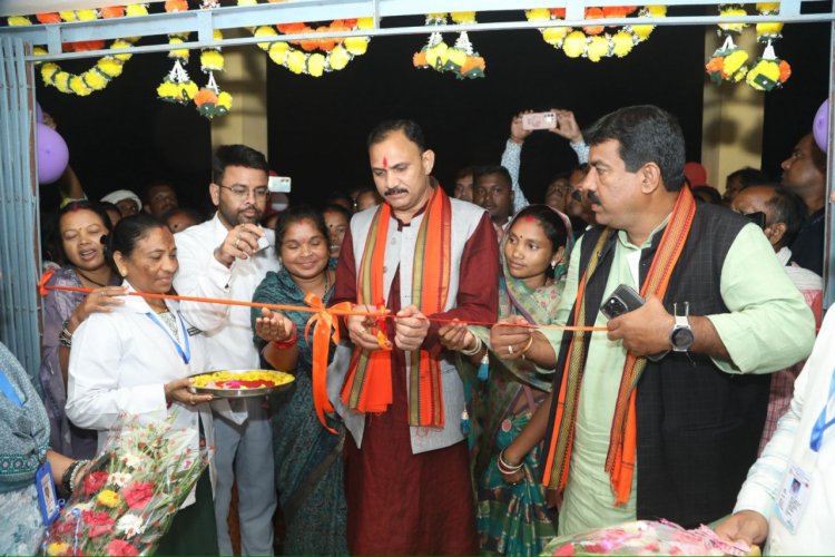 स्वास्थ्य मंत्री  श्याम बिहारी जायसवाल ने किया प्राथमिक स्वास्थ्य केंद्र कुर्रूटोला का लोकार्पण