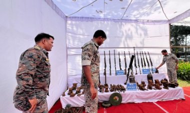 CG Breaking : नक्सलियों के हथियार फैक्ट्री पर छापा, BGL समेत भारी मात्रा में हथियार बरामद