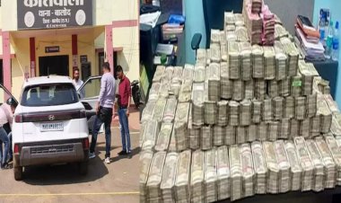 CG – चेकिंग के दौरान कार से मिला करोड़ों का कैश, नोटों के बंडल देख चकराया पुलिस का माथा, रायपुर से नागपुर ले जाई जा रही थी रकम…..